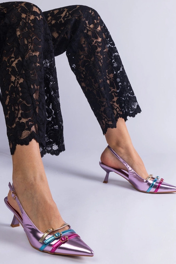 Escarpins à bout ouvert...