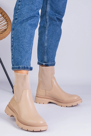 Bottines marron avec tige... 2