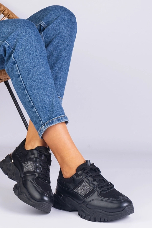 Baskets noires pour femmes décorées... Baskets noires pour femmes décorées...