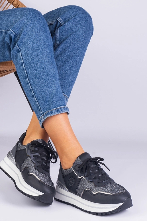 Baskets noires pour femmes décorées... Baskets noires pour femmes décorées...