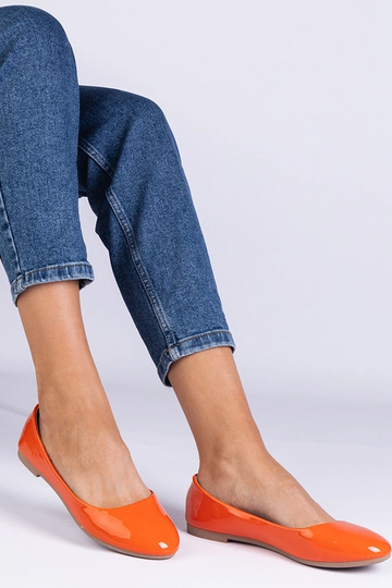 Aurika Ballerinas aus orangefarbenem Lackleder
