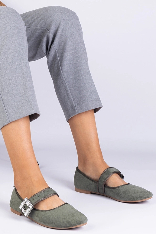 Grüne Ballerinas mit einer...