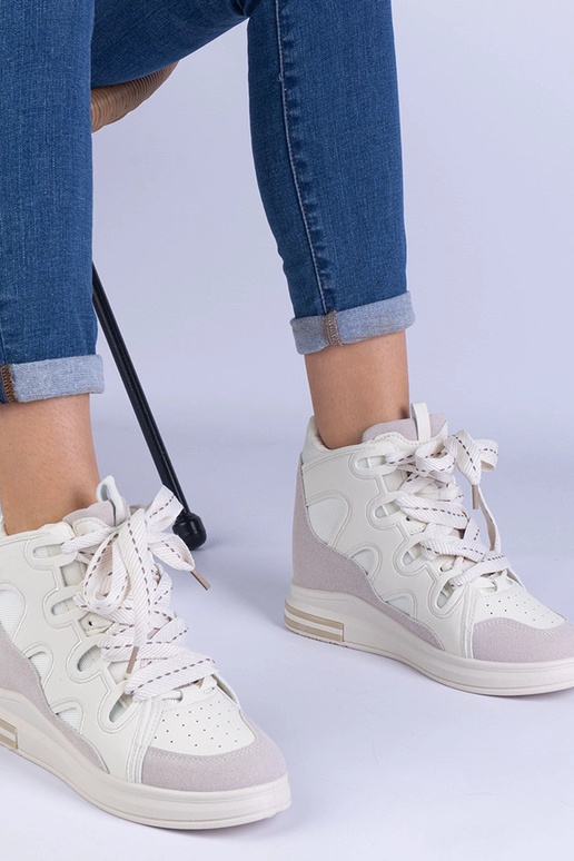 Baskets blanches pour femmes à lacets... Baskets blanches pour femmes à lacets...