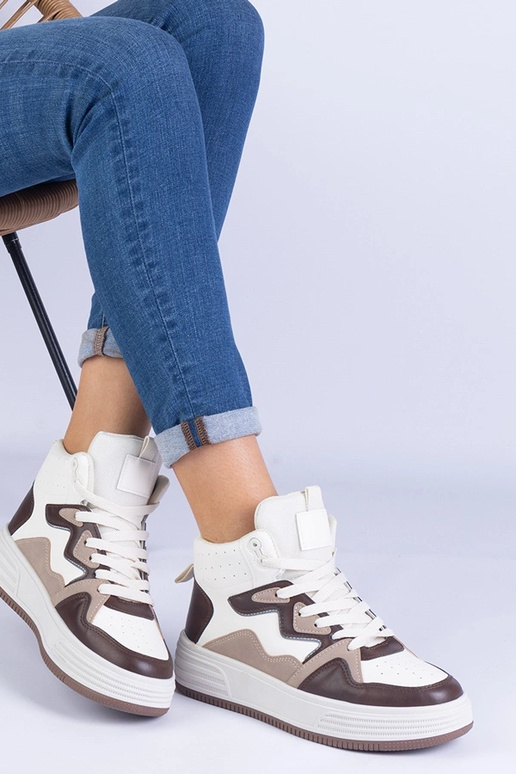 Baskets de sport marron pour femmes... Baskets de sport marron pour femmes...