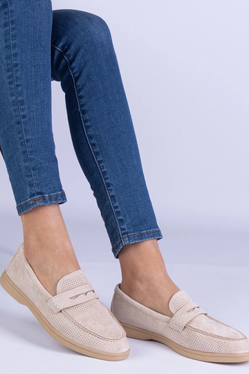 Zandkleurige klassieke...