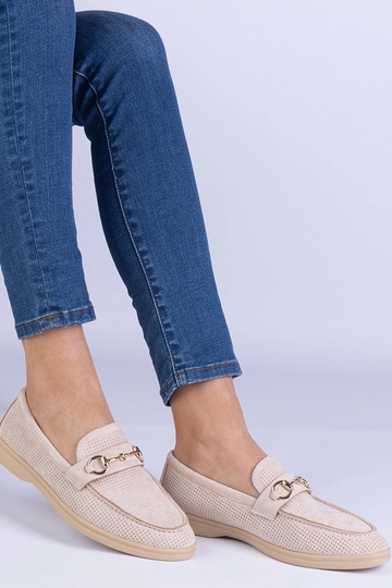 Zandkleurige kunstsuède...