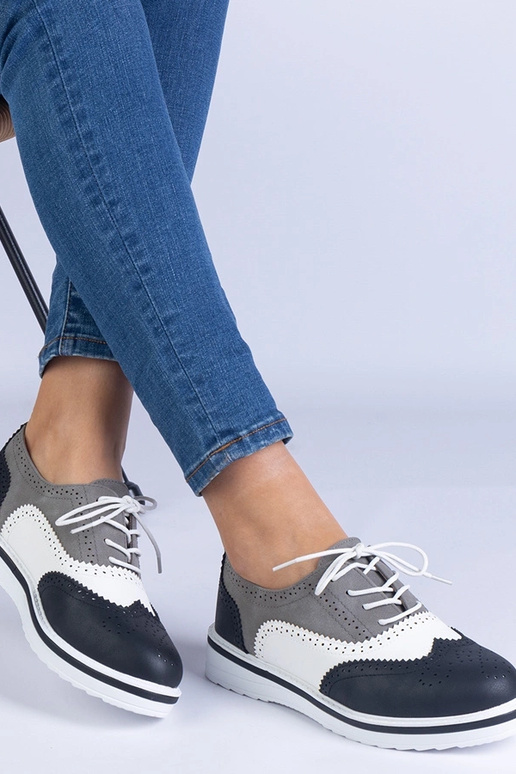 Schwarze klassische Oxford-Schuhe Toddi Schwarze klassische Oxford-Schuhe Toddi