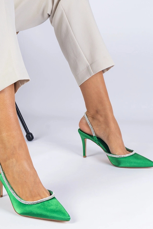 Escarpins en satin vert avec strass...