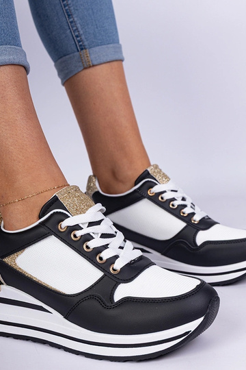 Olaria zwarte sneakers versierd met glitter en metalen inzet 2