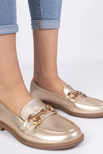 Mocassins dorés pour femmes... 2