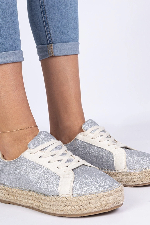 Silberne Damen-Espadrilles mit... Silberne Damen-Espadrilles mit...