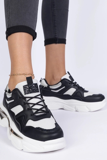 Schwarze sportliche Damen-Sneakers Prutto 2