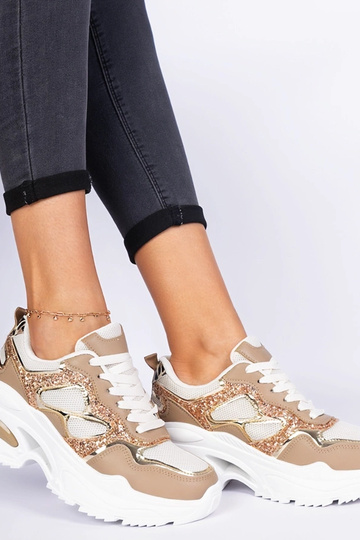 Bruine dames sneakers... 2
