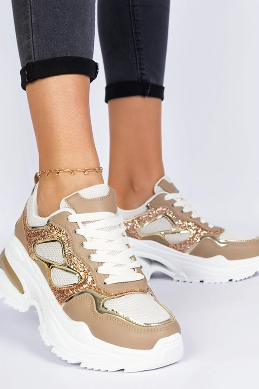 Baskets marron pour femmes ornées de... Baskets marron pour femmes ornées de...