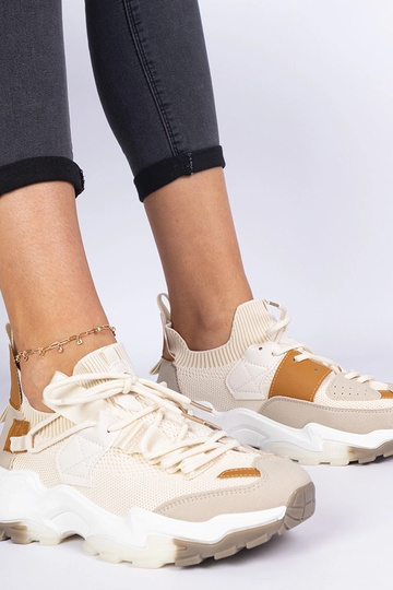 Milada beige dames sneakers met sokken schacht 2
