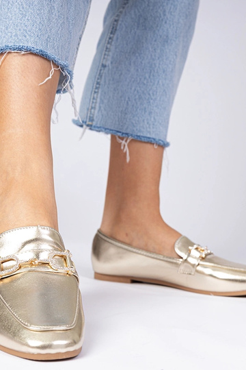 Goldene elegante Mokassins mit Zirkonia Banzao