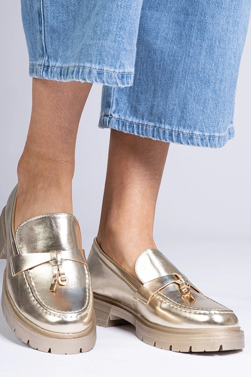 Mocassins élégants dorés en simili... Mocassins élégants dorés en simili...