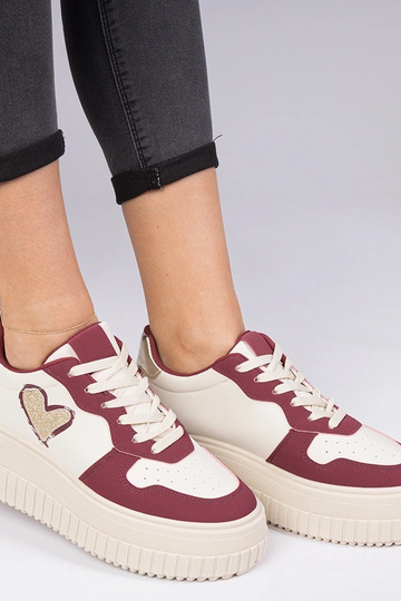Bordeauxfarbene Damen Sneakers mit glitzerndem Herz Laira 2