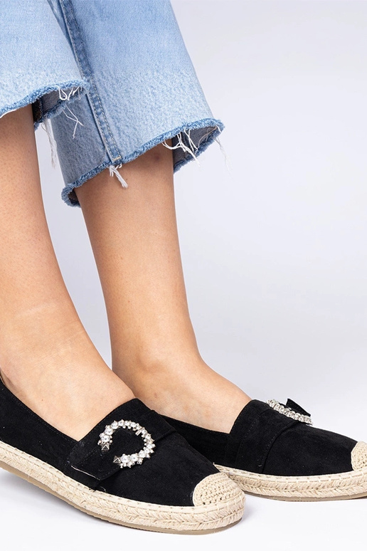 Zwarte espadrilles versierd met... Zwarte espadrilles versierd met...