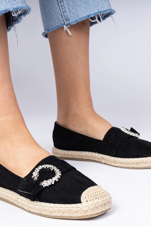 Espadrilles noires ornées de zircon... Espadrilles noires ornées de zircon...