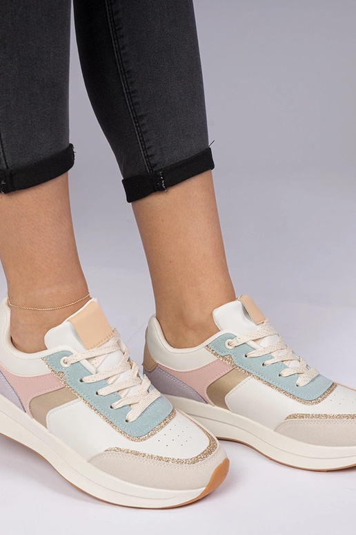 Bunt gemusterte Damen Sneakers mit... Bunt gemusterte Damen Sneakers mit...