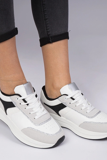 Weiße Damen Sneakers mit...