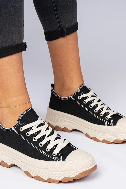 Zwarte sneakers met dikke zool Salsana Zwarte sneakers met dikke zool Salsana