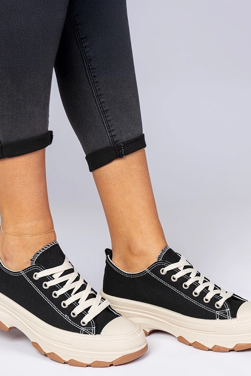 Zwarte sneakers met dikke zool Salsana Zwarte sneakers met dikke zool Salsana