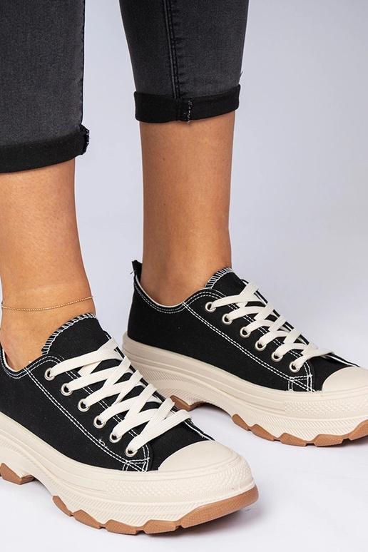 Baskets noires à semelle épaisse Salsana Baskets noires à semelle épaisse Salsana