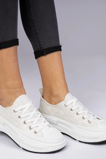 Witte dames sneakers met kant Katerin 2