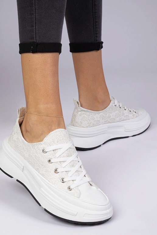 Witte dames sneakers met kant Katerin Witte dames sneakers met kant Katerin
