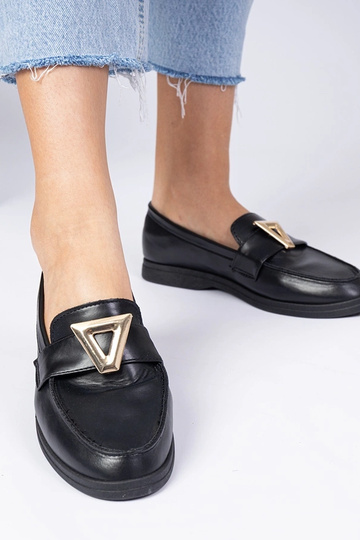 Zwarte dames mocassins met elegante versiering Viletta 2