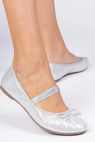 Silberne Damenballerinas...