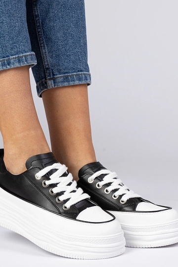 Schwarz-weiße Damen Sneakers mit hoher Sohle Selina