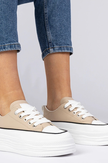Beige dames sneakers op...