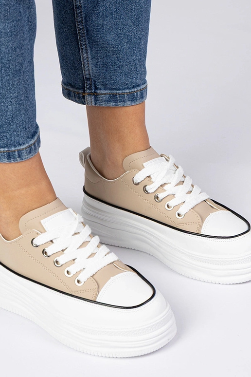 Beige dames sneakers op hoge zool Selina Beige dames sneakers op hoge zool Selina