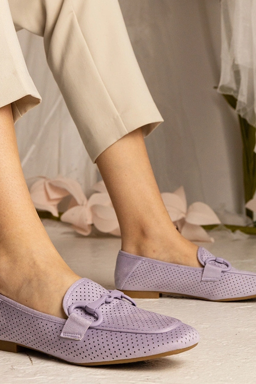 Violette Damenmokassins mit... Violette Damenmokassins mit...