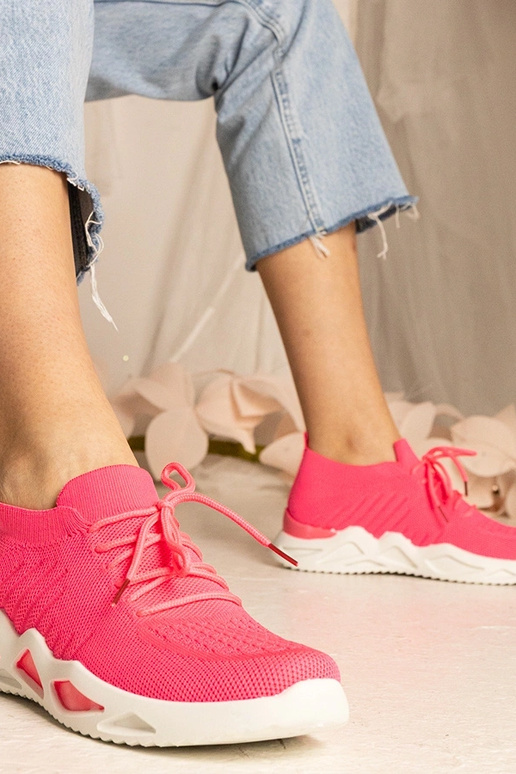 Baskets roses avec tige en chaussette... Baskets roses avec tige en chaussette...