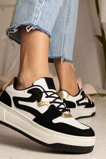 Zwarte dames sneakers... 2