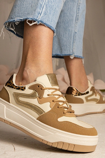 Beige dames sneakers...