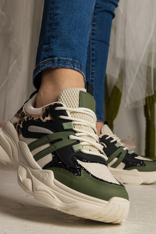 Groene dames sneakers sportief met... Groene dames sneakers sportief met...