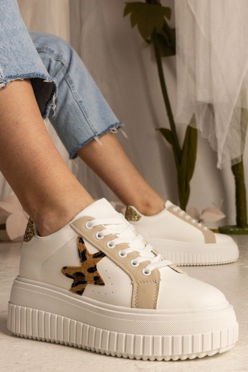 Biało-beige sneakers versierd met glitters en ster Taleda 2