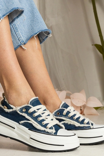 Blauwe dames sneakers met hoge zool Kallara 2