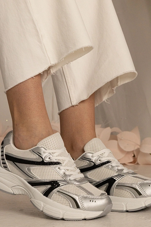 Baskets argentées pour femmes...