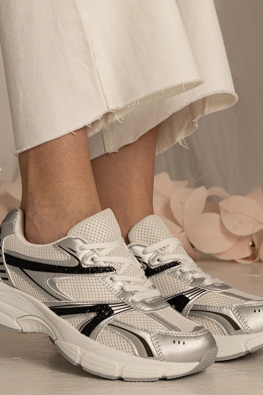 Baskets argentées pour femmes...