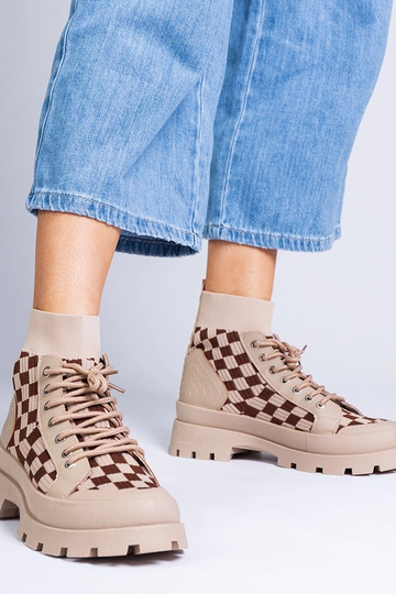 Bruine dames schoenen in...