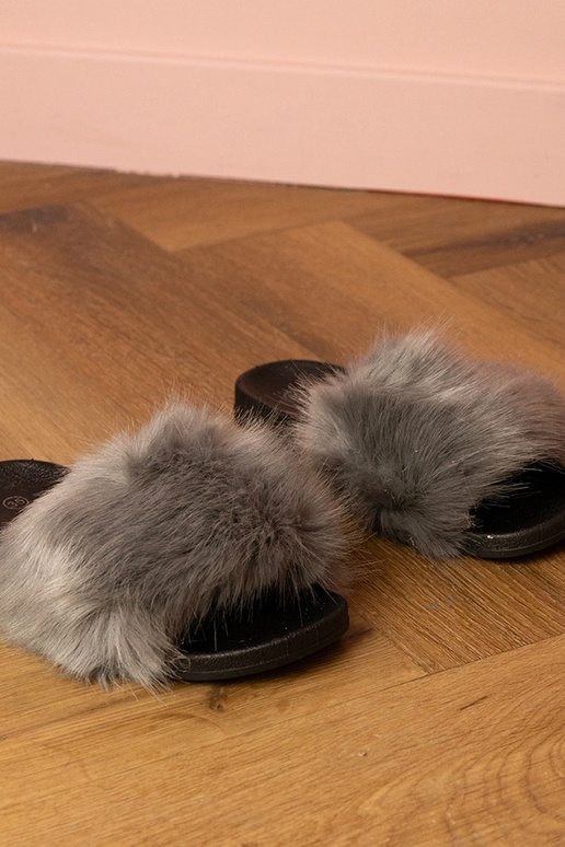 Grijze kinderschuiven met bont Malinka Grijze kinderschuiven met bont Malinka