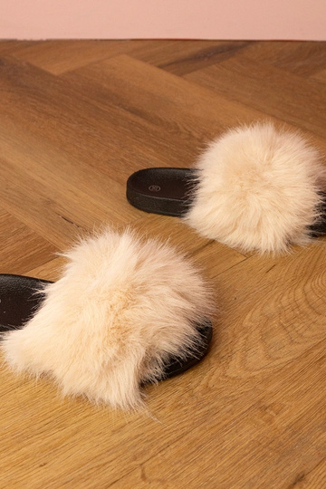 Beige Kinderhausschuhe mit... 2