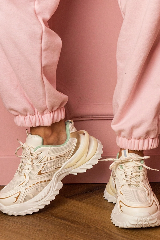 Beige Damen-Sneaker auf dicker...