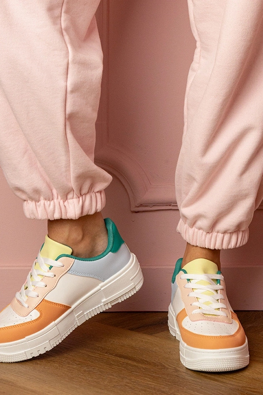 Orange Damen-Sneaker auf Plattform... Orange Damen-Sneaker auf Plattform...